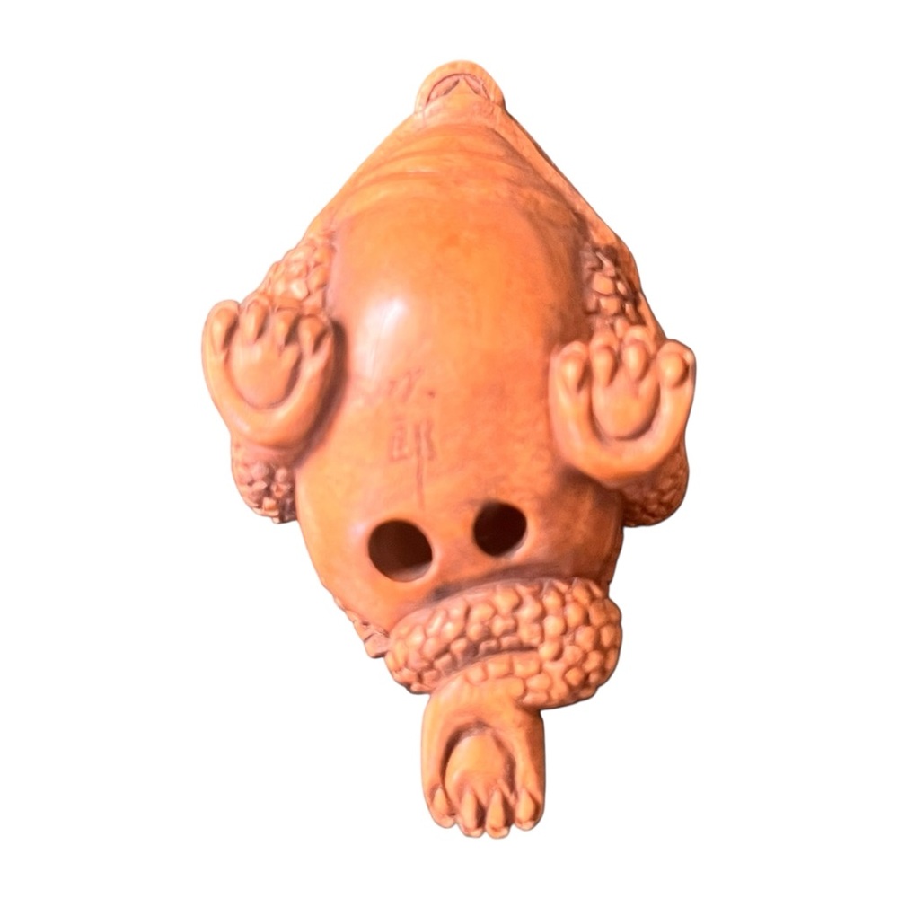 Carved Frog Figurine Netsuke - Picture 3 of 5